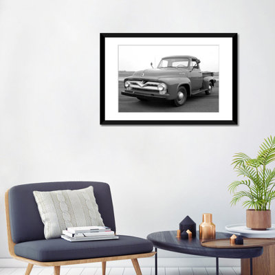 Lyall Modern & Contemporary