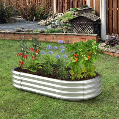 Lit de jardin en métal