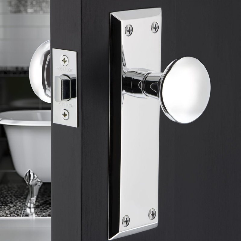 Plaque avec bouton de porte New York New York, 2 3/8 po, Chrome brillant
