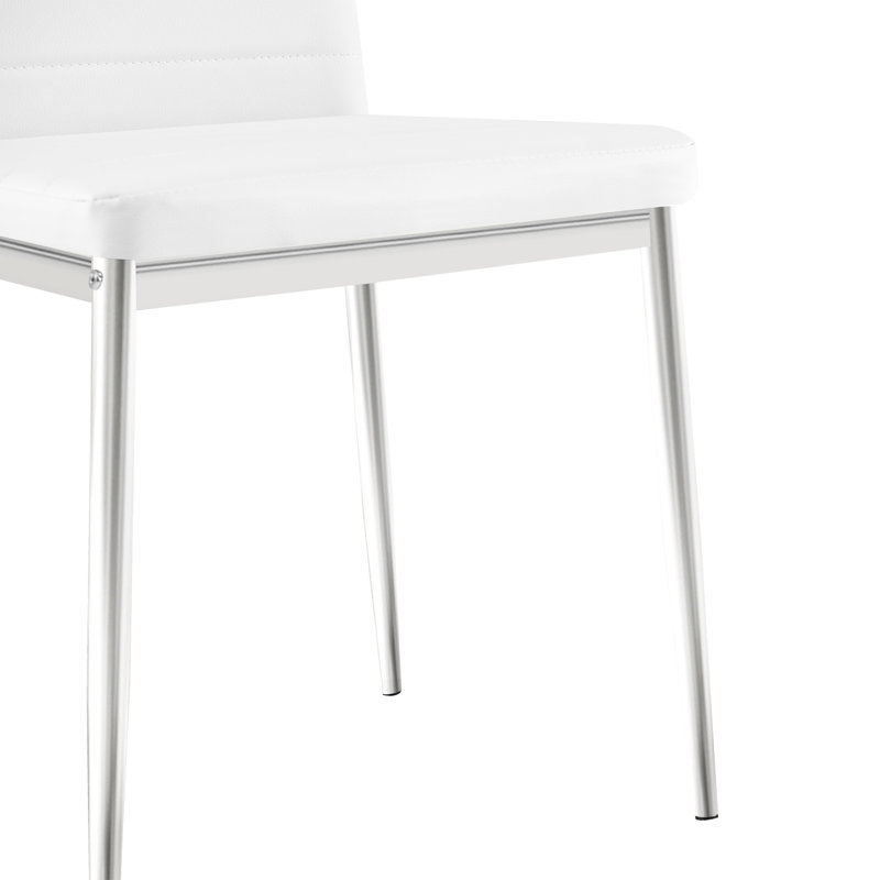 Chaise de salle à manger blanche pour 4 personnes avec cuir PU et pieds argentés brillants, créant un environnement agréable Chaises confortables Grands rassemblements familiaux
