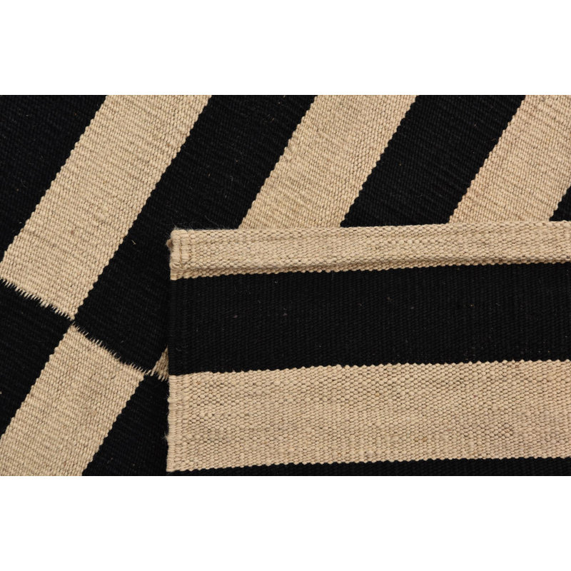 Tapis noir et blanc 3x4 Pinkerton