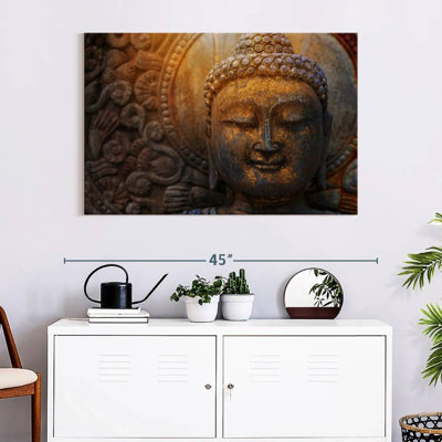 Statue de Bouddha Adella ensoleillée