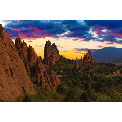 " Sunset Image From The Garden Of Gods " by Jose1983