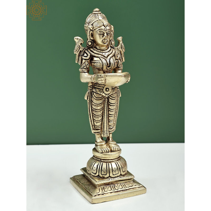 Statue