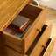 Bureau fonctionnel en chêne simple et élégant pour le bureau à domicile et le bureau