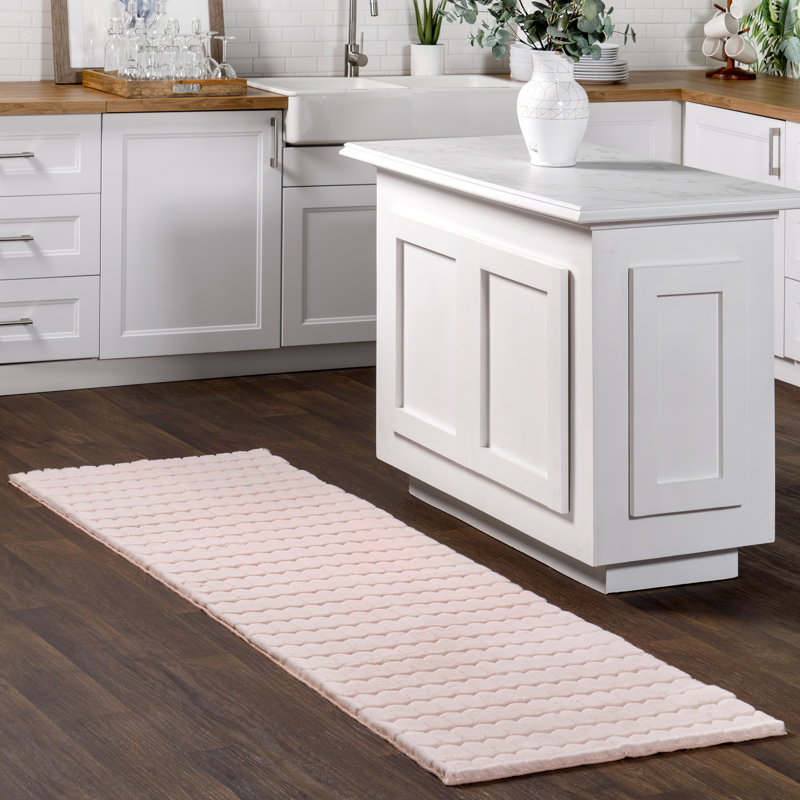 Tapis en faux lapin Clover Nia, Tapis de couloir 2 pi 6 po x 8 pi