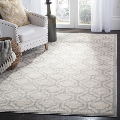 Ammundsen Geometric Ivory/Light Gray Area Rug