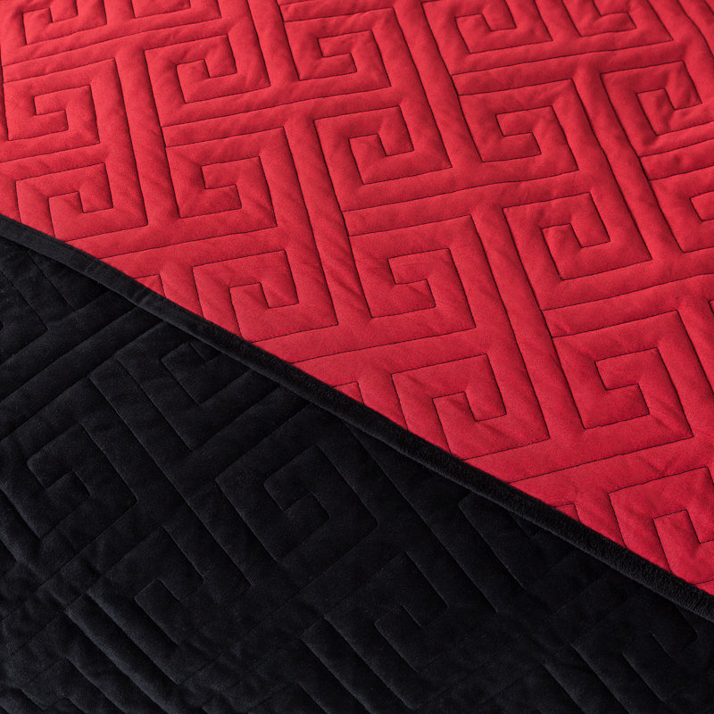 Modern & Contemporary Quilt, Black, Queen Quilt + 2 Queen Shams
