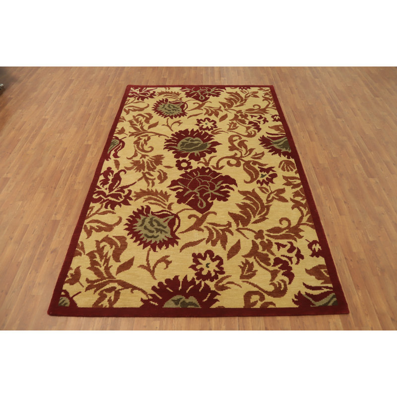 Tapis indien à motif floral All-Over 7 x 10