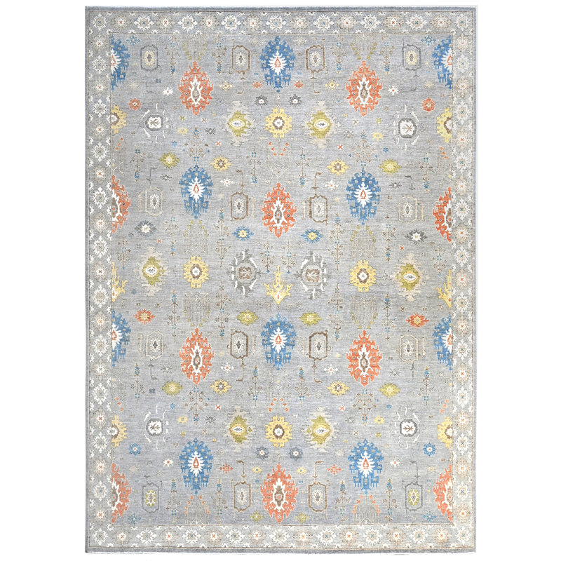 Hand Knotted Wool Area Rug in Charcoal And Silver