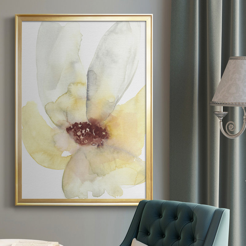 «Lush Flower I», toile encadrée de qualité supérieure - prête à être accrochée, H 24,5 po x l 18,5 po x P 1 po, Cadre doré