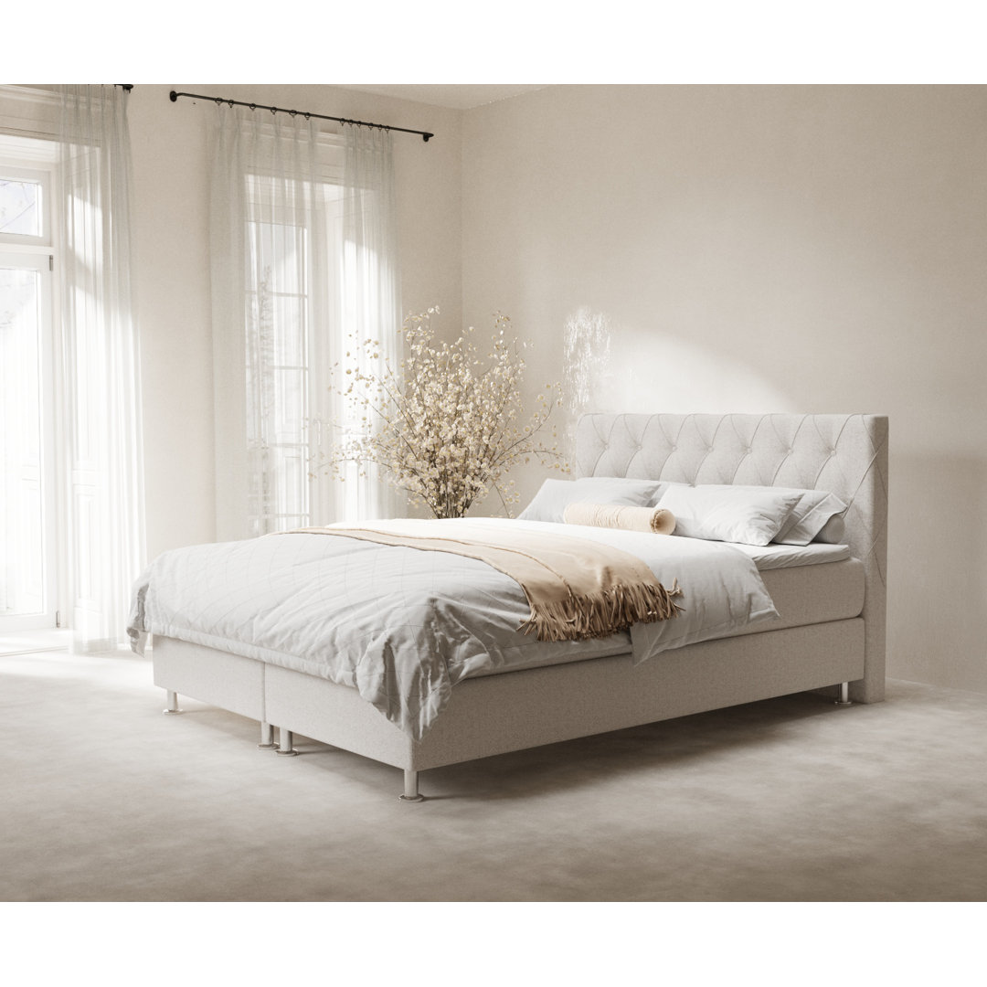 Echtes Boxspringbett Quamaine mit Zwei Matratzen und Topper