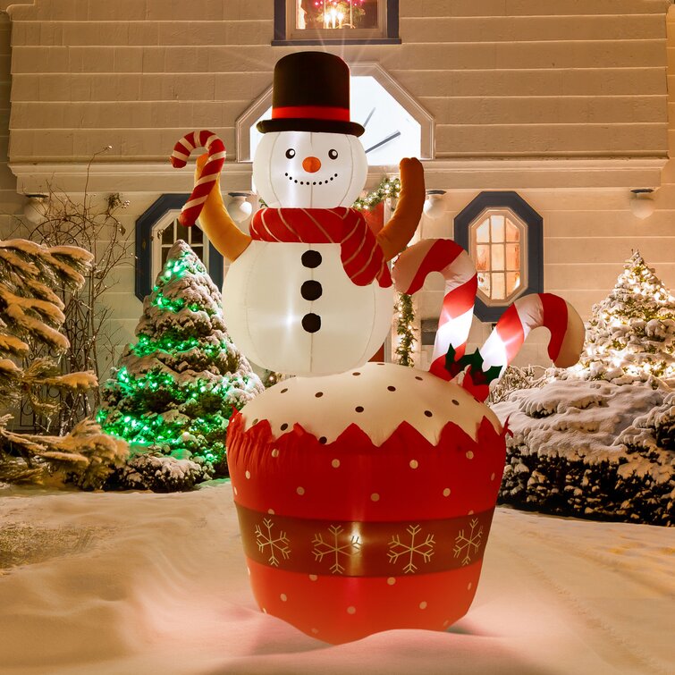 The 16' Frosty The Snowman Lightshow - Hammacher Schlemmer