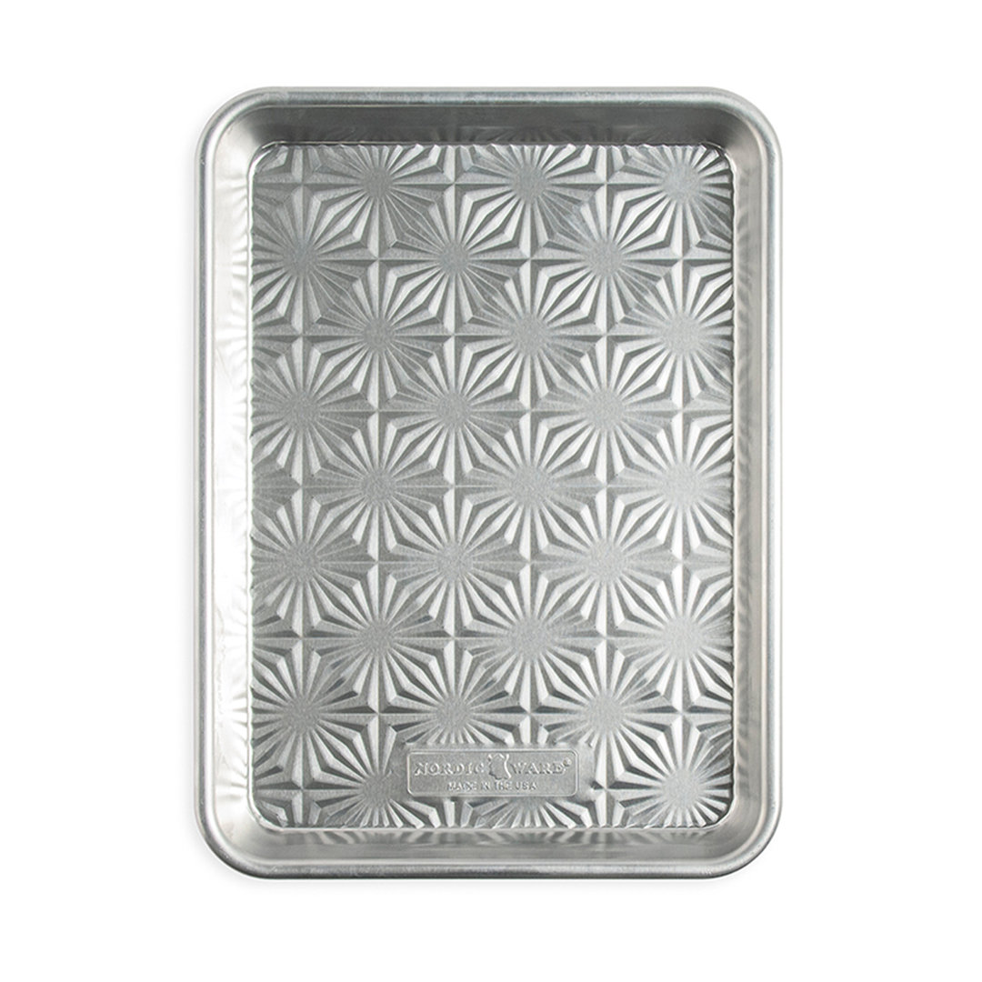 Nordic Ware Naturals Vintage Starburst Quarter Sheet Pan