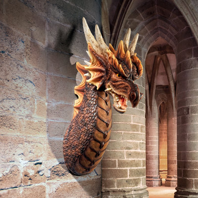 Sculpture murale Ruthless Knavesmire Dragon