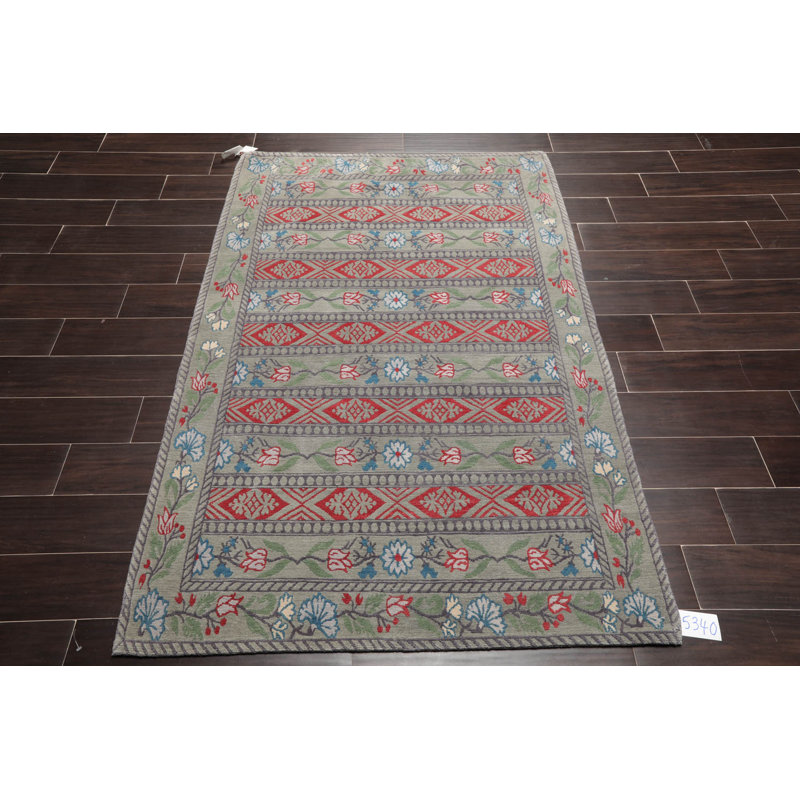 Lynnett One-of-a-Kind Rectangle:4'x6' Wool Area Rug in Celadon
