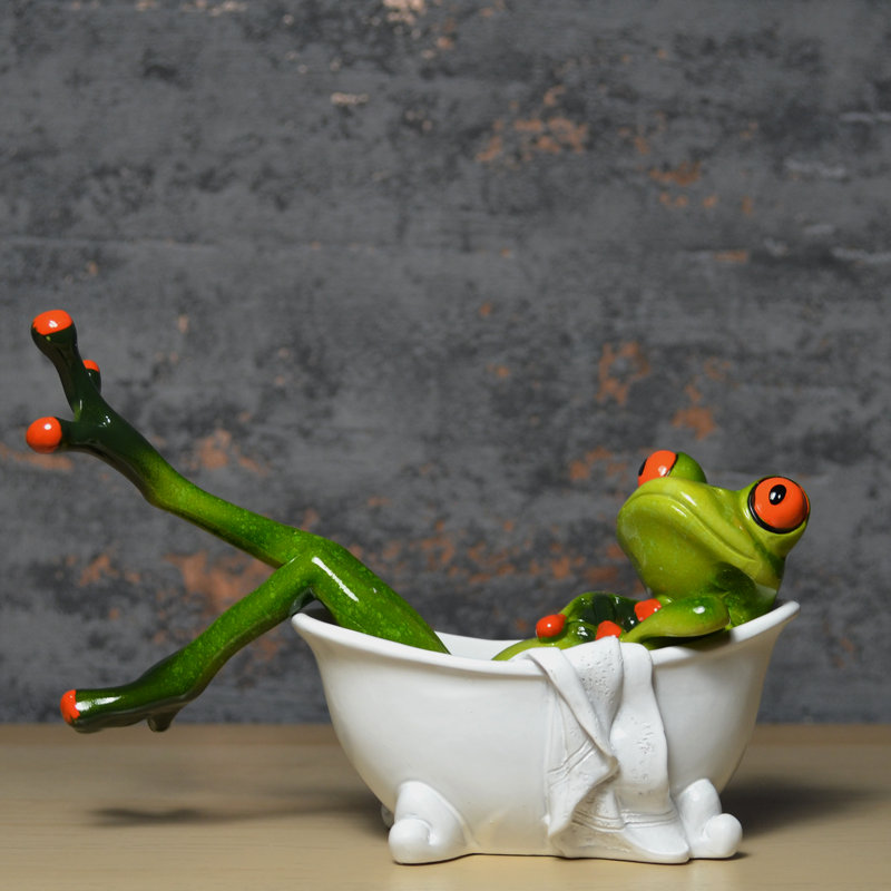 In The Bath Comical Frogs Funny Figurine