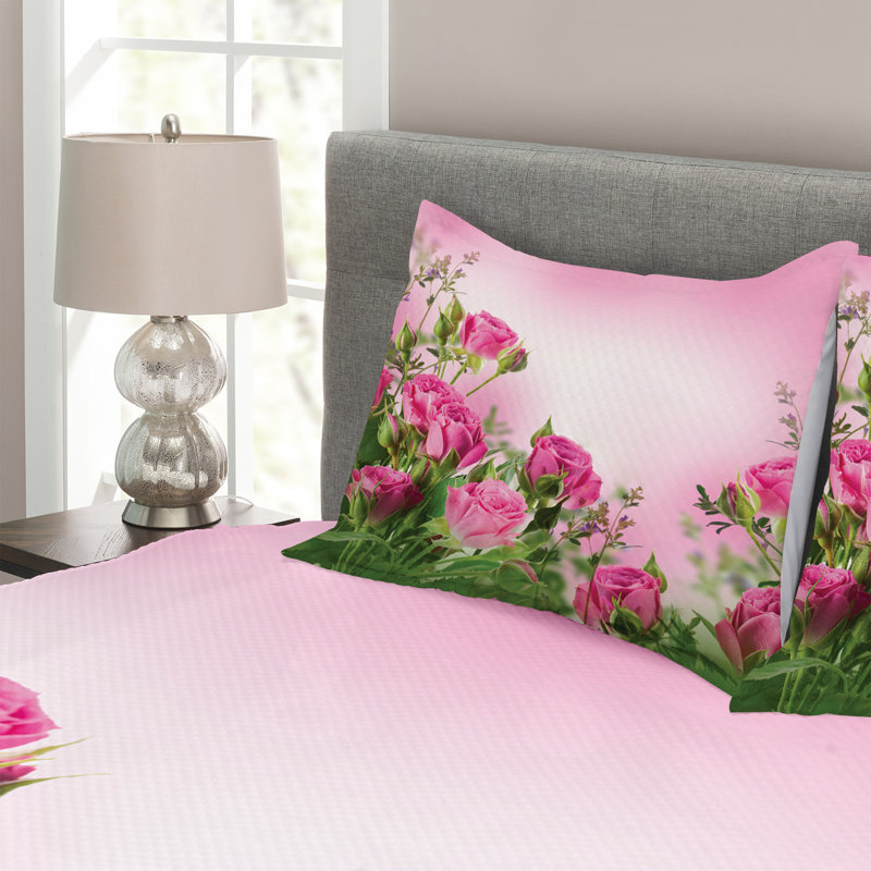 Forkland Floral Bedspread with Pillow Shams Included, 220 x 264 cm