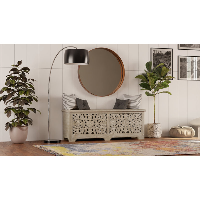 Banc de rangement en bois massif Harleen, Beige calcaire