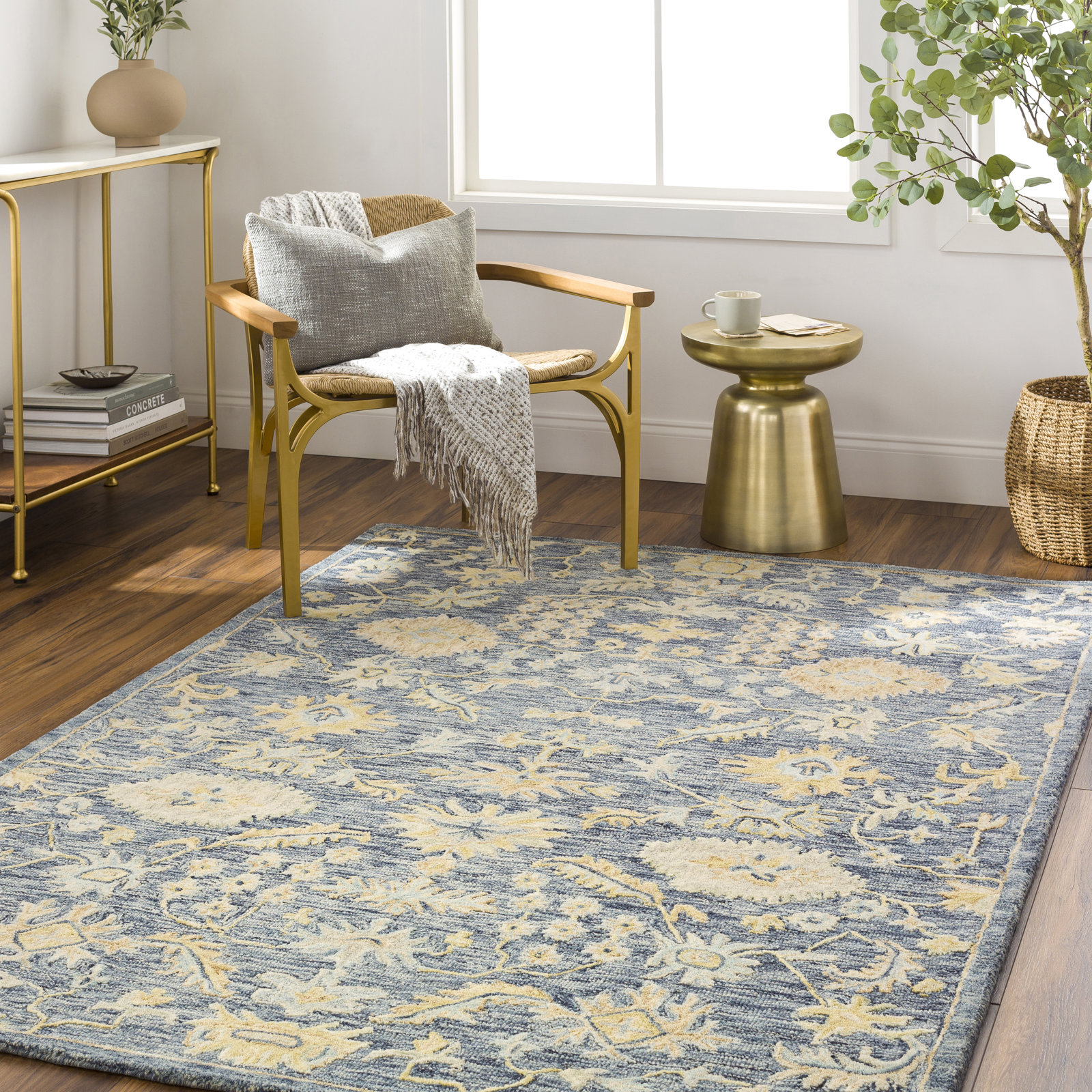 Conroe Hand-Woven Floral Rug, Rectangle 2' x 3'