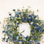Couronne florale de 22 po en forme de grappe de fleurs d'eucalyptus et de marguerites