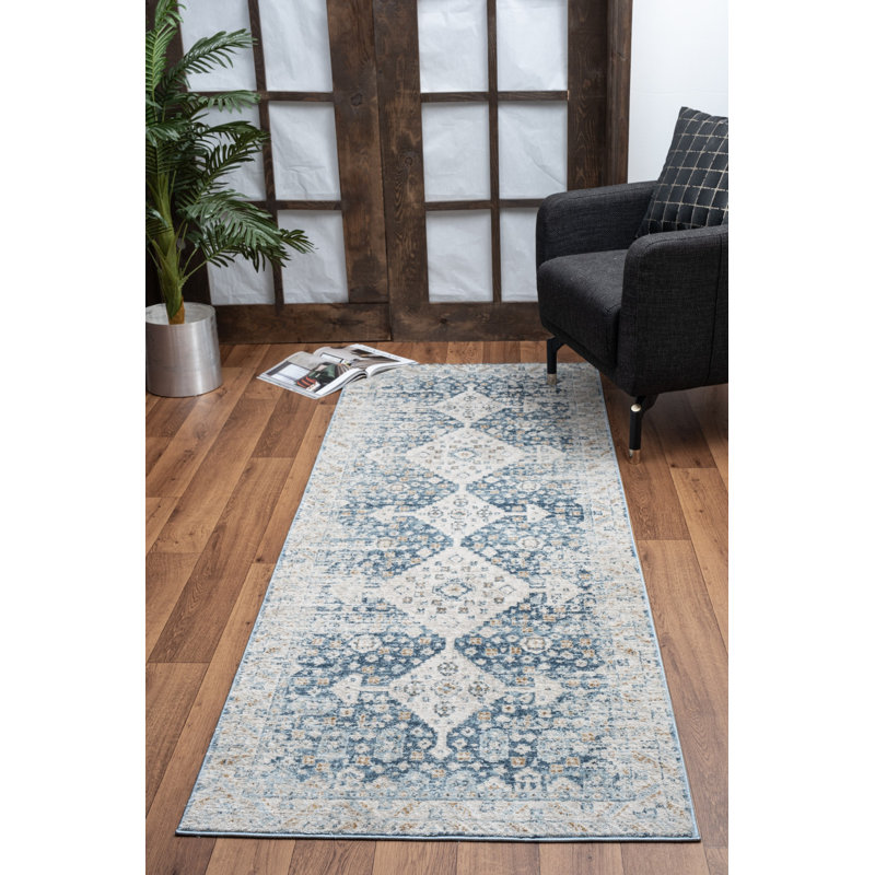 Hette Oriental Indoor Rug, Runner 2'7" x 7'3"
