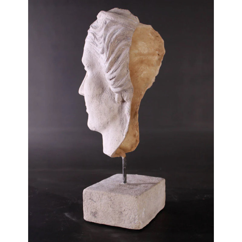 Statue tête d'Aphrodite sur base