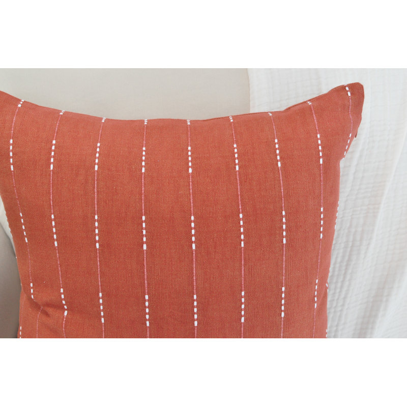 Coussin décoratif rayé, coussin en coton avec rayures tissées, H 20 po x l 20 po, Polyester, Île Seymour Nord, Galapagos