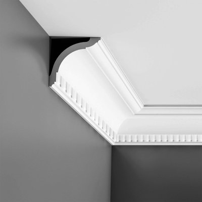 3.75'' H x 78'' W x 3.75'' D Plastic Crown