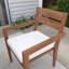Ensemble de salle à manger de patio rectangulaire en bois massif pour 6 personnes avec coussins-452641922