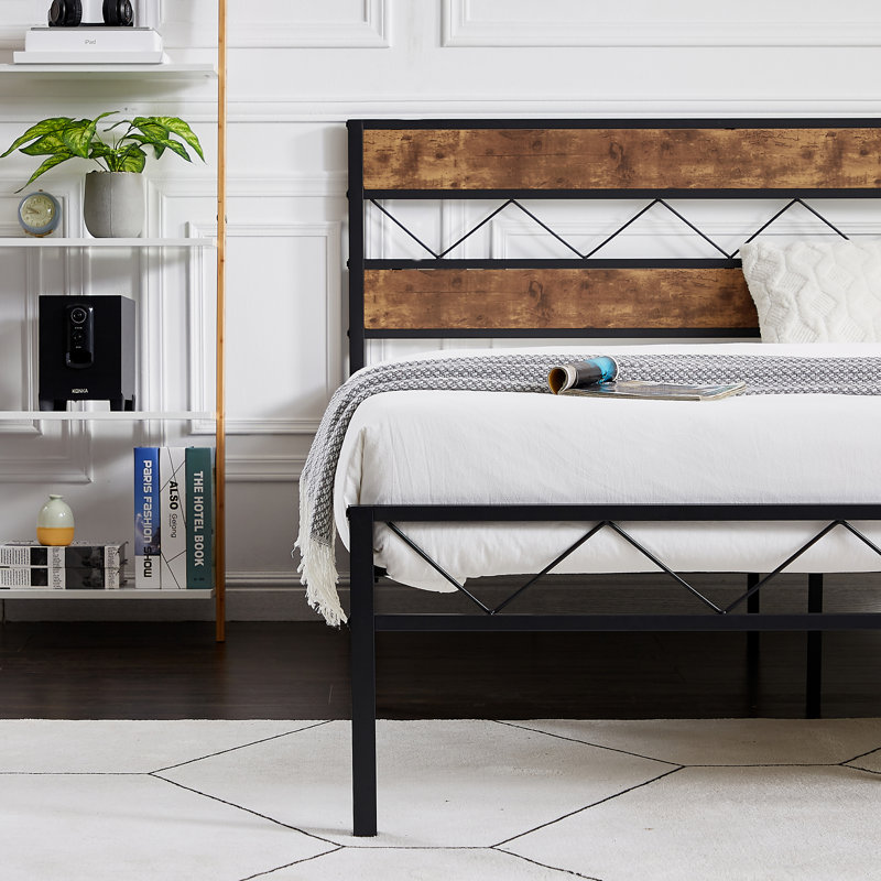 Alicia Metal Piece Bedroom Set, Brown, Queen