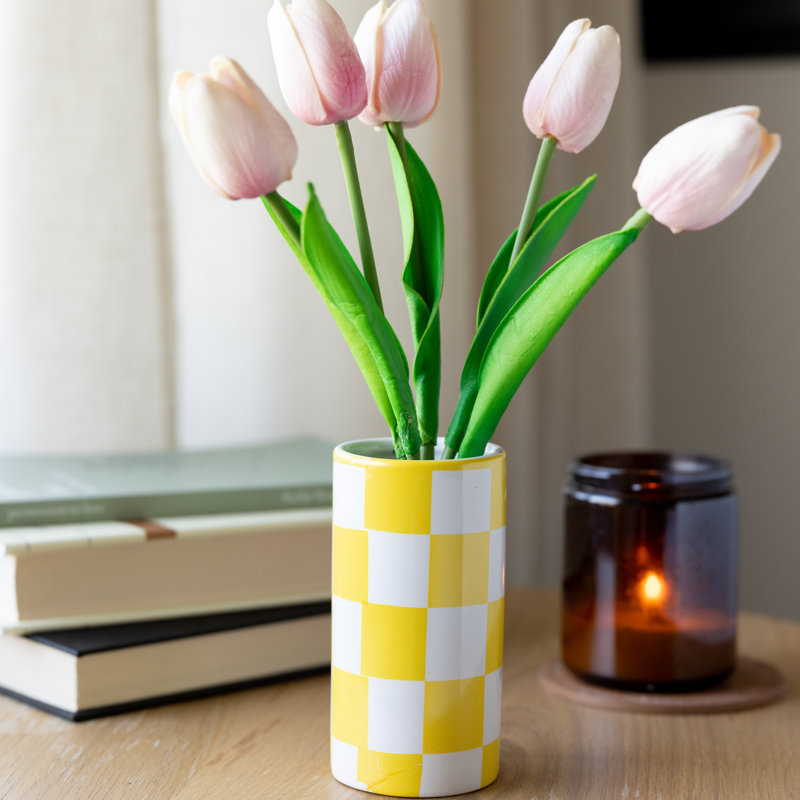 Arrangement de tulipes dans un vase, Rose, Jaune