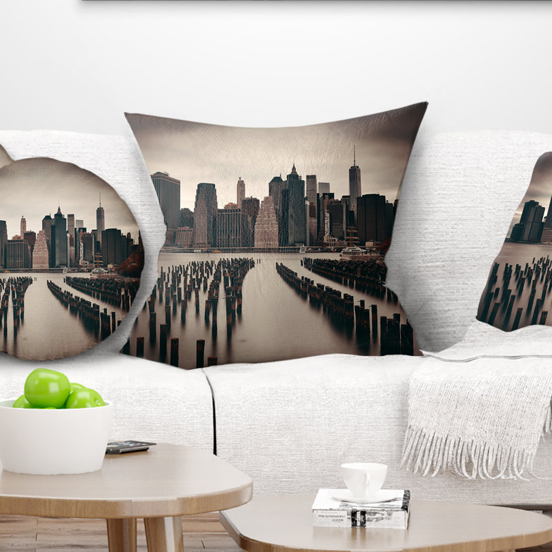 Coussin Cityscape Manhattan, 16 po x 1 po, Carré