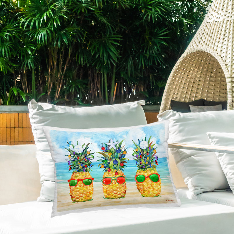 Coussin décoratif d'extérieur imprimé ananas de Noël par Paul Brent
