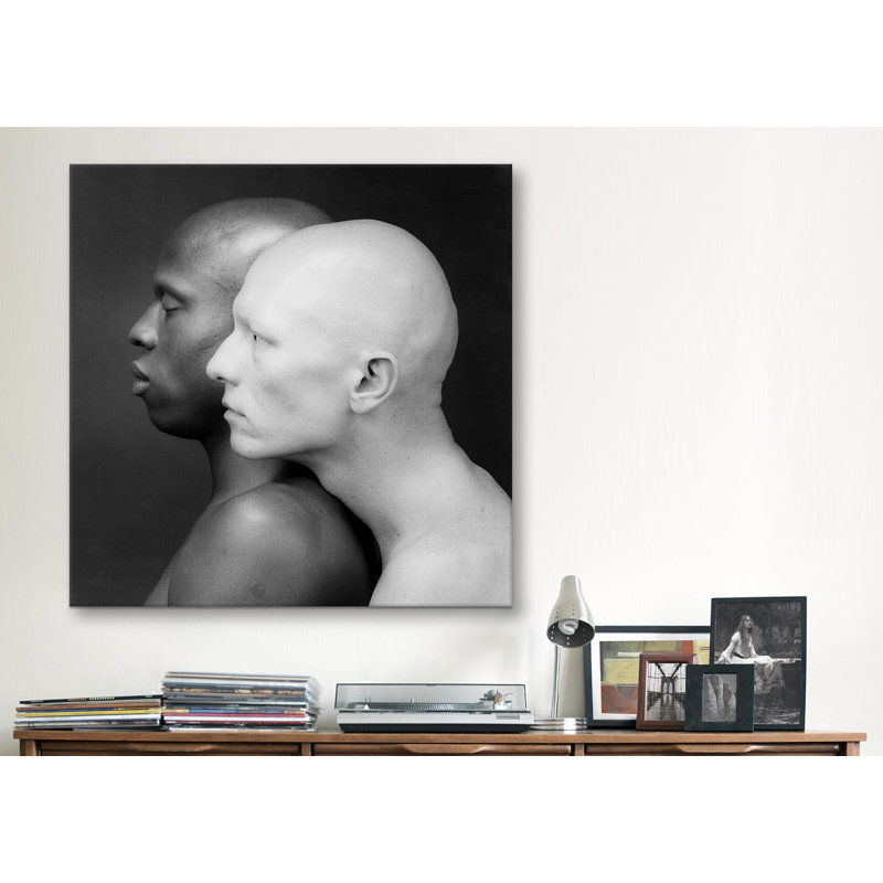 « masculins », reproduction de photo sur toile, H 37 po x l 37 po x P 1,5 po