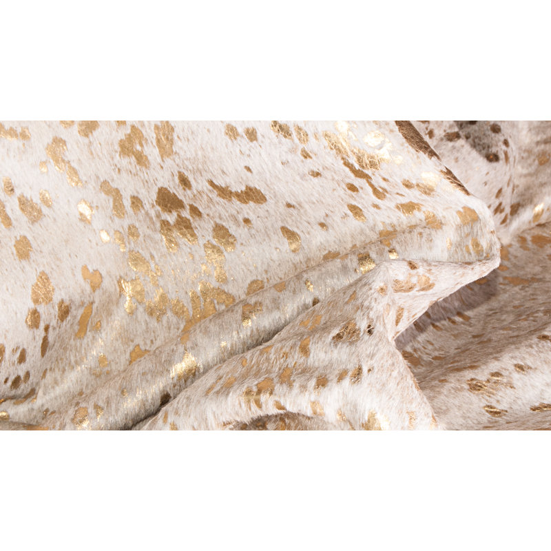 Houchin Cowhide Animal Print Indoor Rug