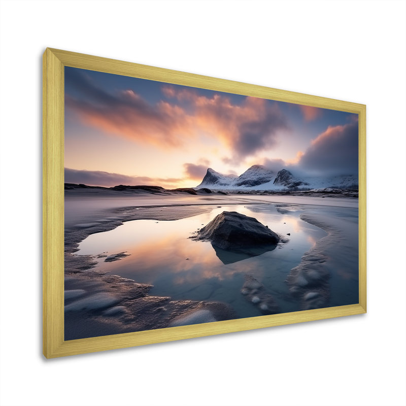 Lever de soleil sur la plage rocheuse IV - art mural plage, H 12 po x l 20 po x P 1 po, Cadre doré à coins fermés