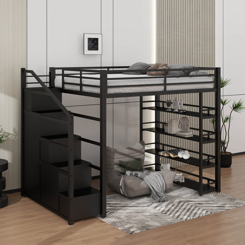 Lit mezzanine double en métal avec tablettes, armoires et garde-robe