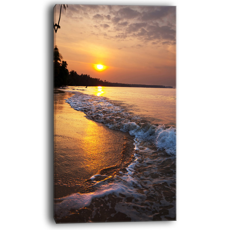 Reproduction de photo sur toile tendue, "onde de mousse blanc" à coucher de soleil modern beach, H 32 po x l 16 po x P 1 po