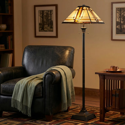 Lampe sur pied de 61 po de style Tiffany Millwood Pines - lumière design Mission avec abat-jour en verre et 2 ampoules DEL - décor vintage
