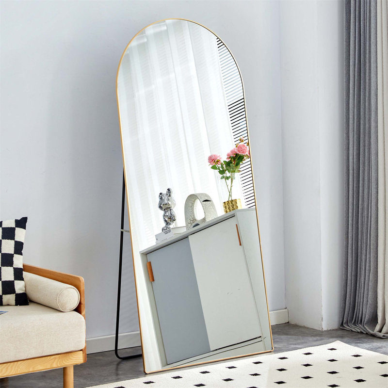 Miroir autoportant au sol en métal arqué de quatrième génération, idéal pour la salle de bain et le maquillage avec une installation facile