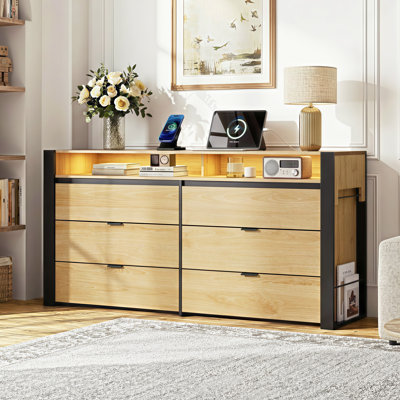 Commode à DEL 78 po à 6 tiroirs pour chambre à coucher, commode en bois avec station de charge USB, grande commode avec tablettes flexibles et support à suspendre pour garde-robe, chambre de bébé, salon (télé de 85 po)