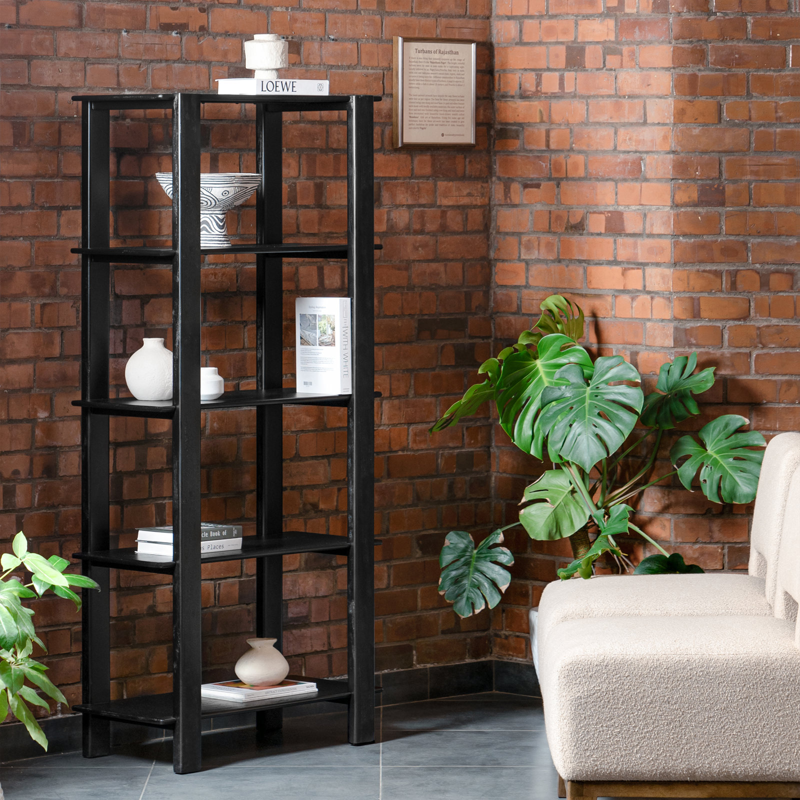 Villenova 32" Mango Bookcase, Black
