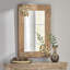 Miroir rectangulaire au design épuré