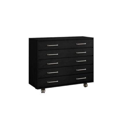 Une commode de style rétro portable