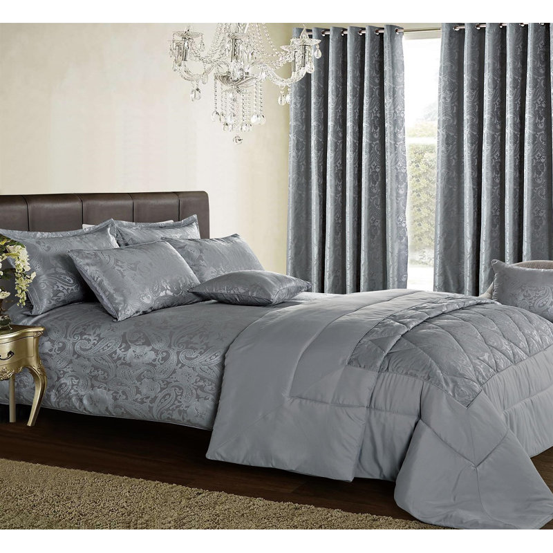 Quilted Jacquard Duvet Cover Set with Pillowcases – Elegant Polyester Bedding for Stylish Bedroom Decor, Black