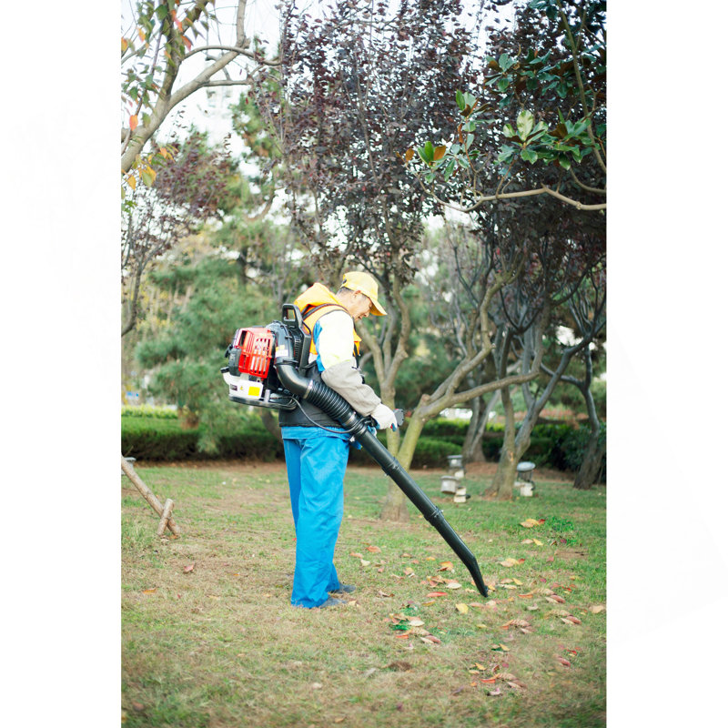 OSAKAPRO 52CC 2-Cycle Gas Backpack Leaf Blower With Extention Tube