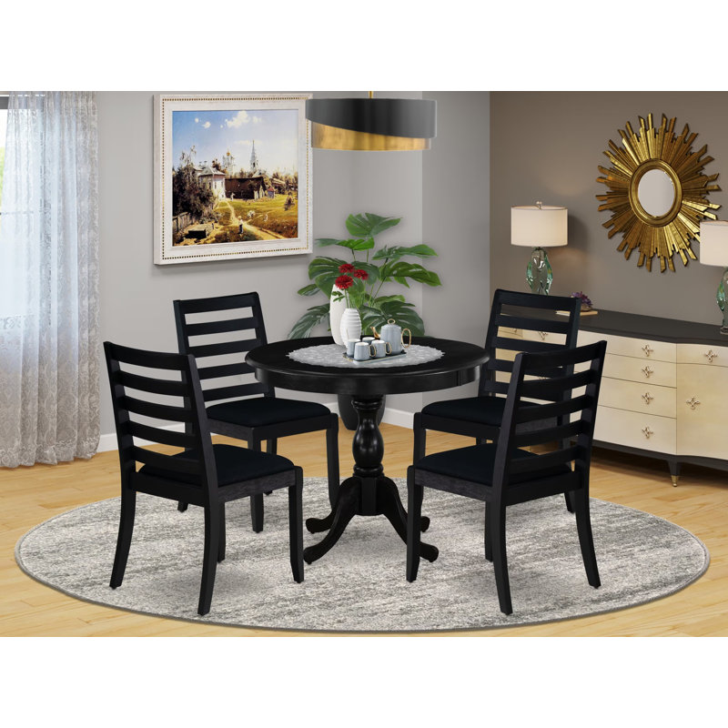 L'ensemble de salle à manger 5 pièces comprend une table de cuisine ronde avec plateau de table noir brossé et 4 chaises empilables en tissu de polyester, noir brossé