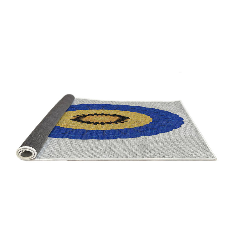 Indoor Rug, Round 7'