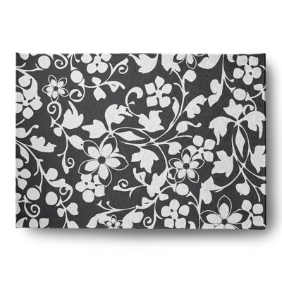 Ingunn Chenille Floral Indoor Rug